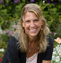 Laurie Polich Short 