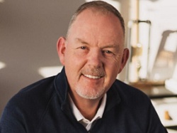 Philip DeCourcy 